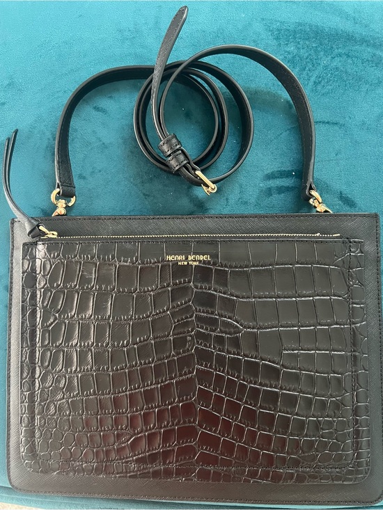 henri bendel Handbags - Original Henri Bendel Black Leather Crossbody/tablet bag. Croc front pouch.